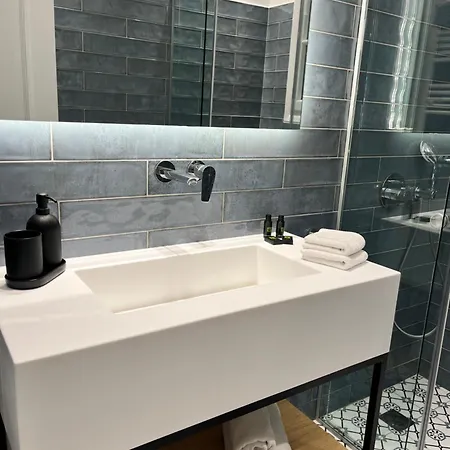 Central44 Luxury Ermou Apartament